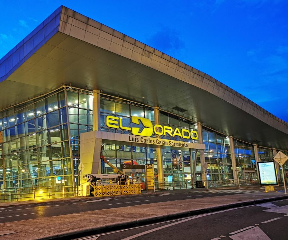 Aeropuerto-Internacional-El-Dorado-Bogota-Colombia-0